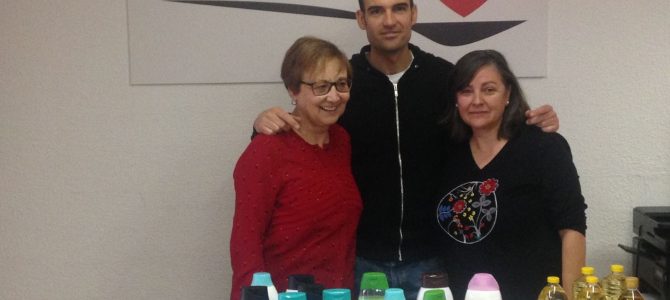 Alumnos del IES DOCTOR BALMIS visitan Despensa Solidaria